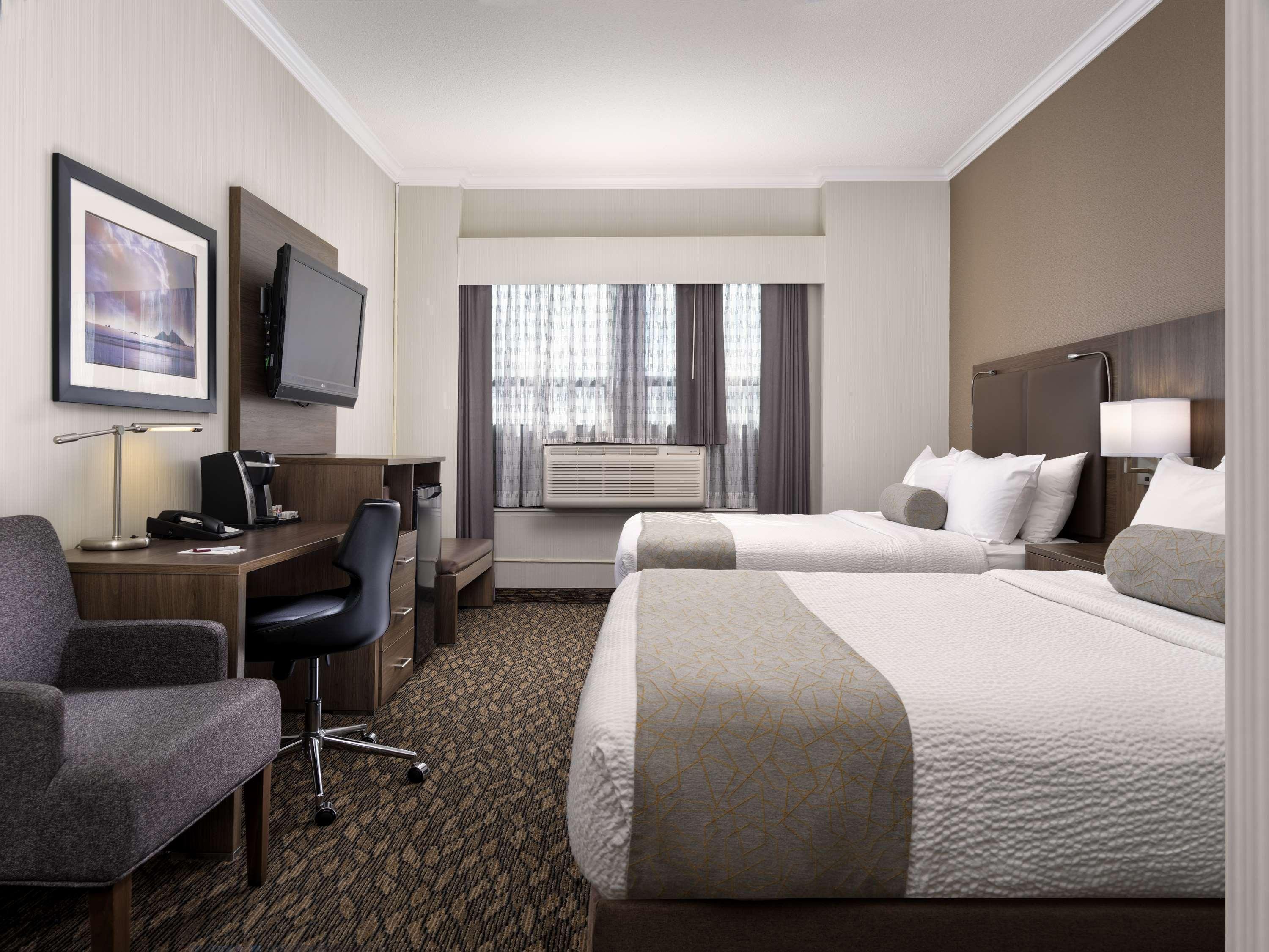BEST WESTERN PLUS Carlton Plaza Hotel Victoria Exterior foto