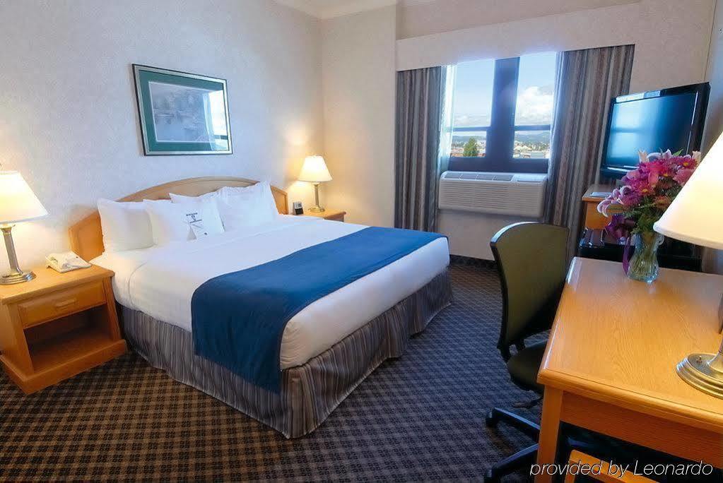 BEST WESTERN PLUS Carlton Plaza Hotel Victoria Habitación foto